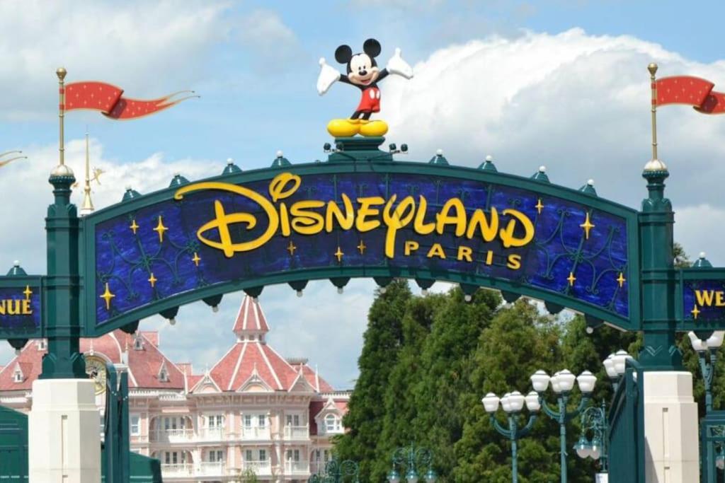 מונטבראן Appartement Wakandais-Proche Disney, Parking & Wifi מראה חיצוני תמונה