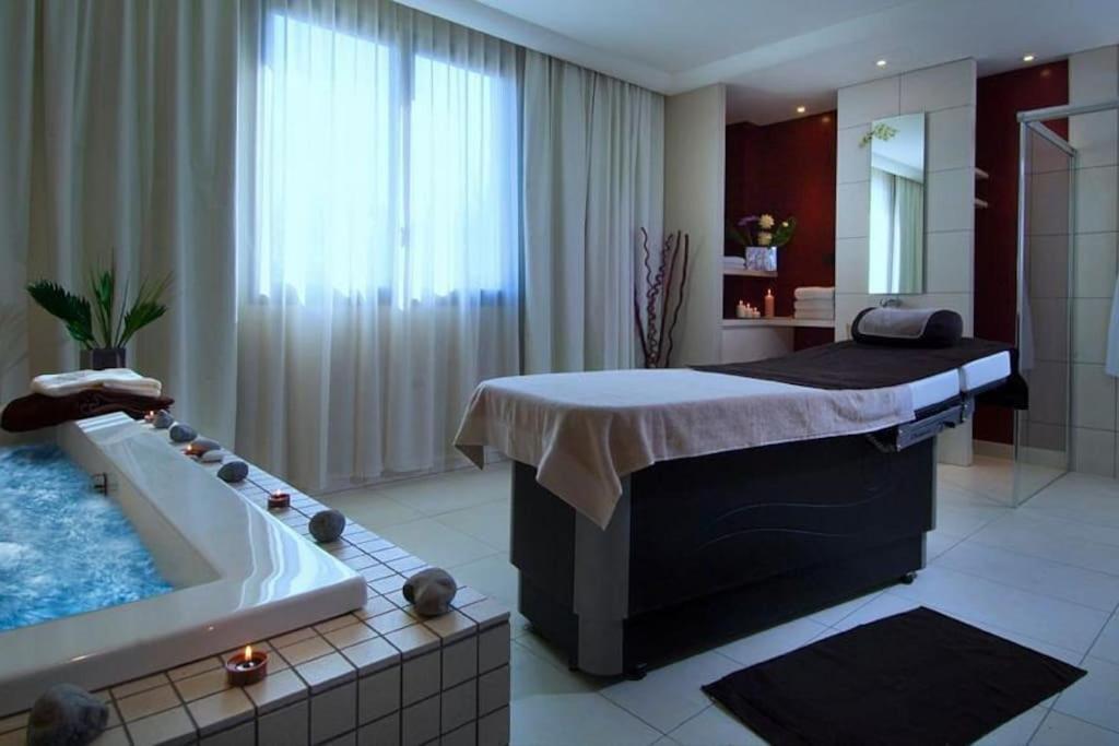 מונטבראן Appartement Wakandais-Proche Disney, Parking & Wifi מראה חיצוני תמונה